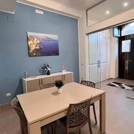 Vacanze Cappero E Malvasia * 칸네토