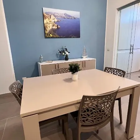 Vacanze Cappero E Malvasia Каннето